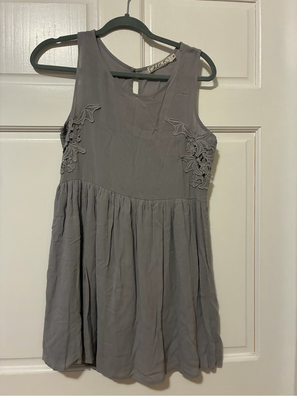 Chloe Girls Gray Sleeveless Midi Dress with Lace Appliqué